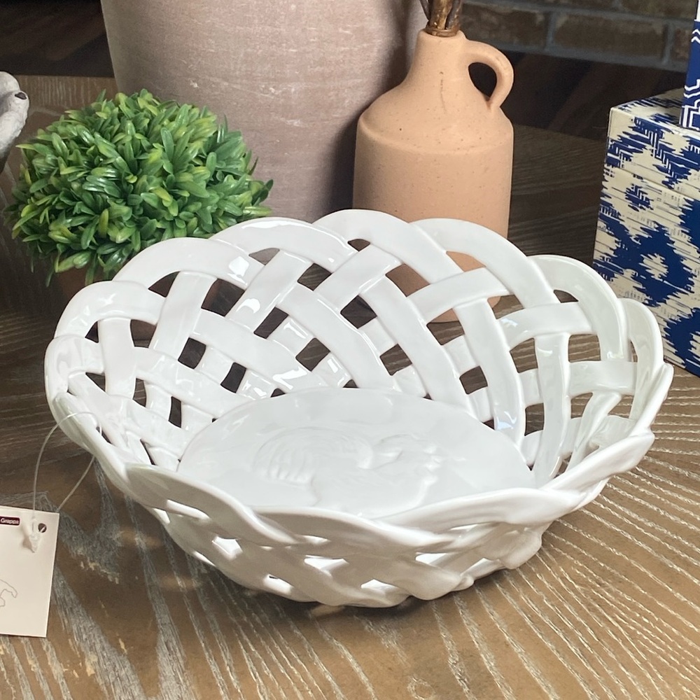 NEW! Farmhouse Rooster Creamy White Ceramic Italian Pottery Braided Basket Bowl - Picture 7 of 10